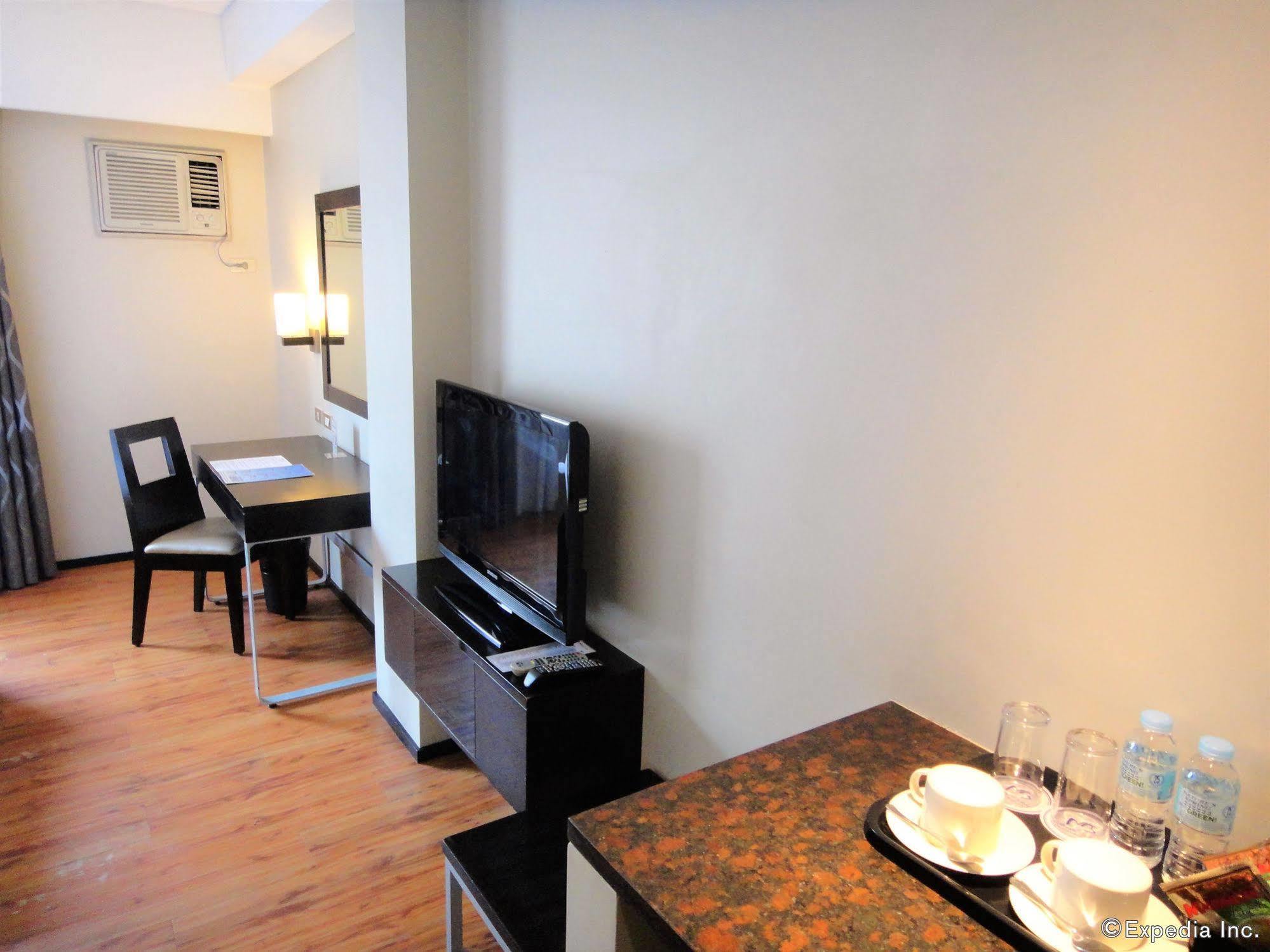 Mallberry Suites Business Hotel Cagayan de Oro Ngoại thất bức ảnh