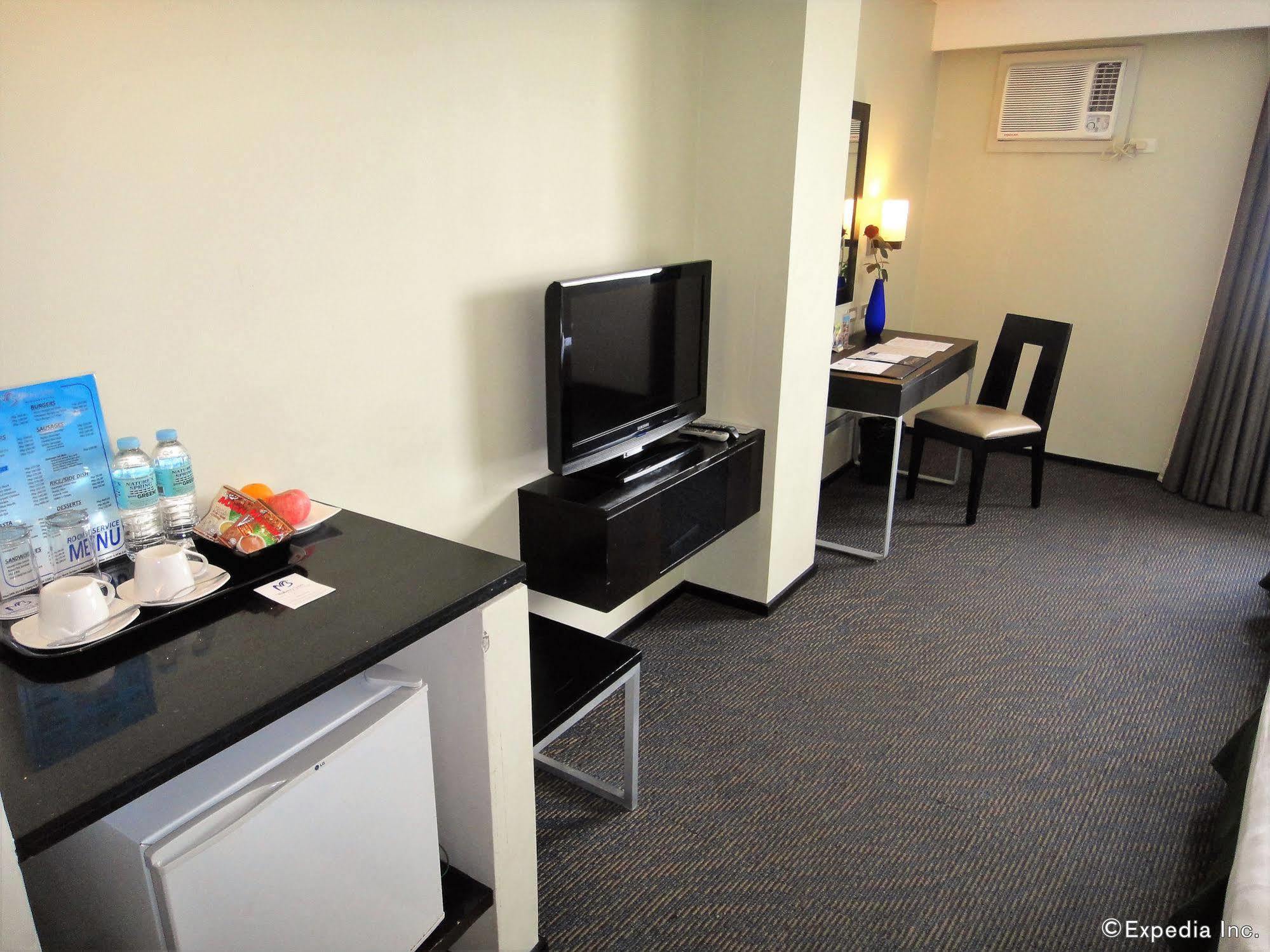 Mallberry Suites Business Hotel Cagayan de Oro Ngoại thất bức ảnh